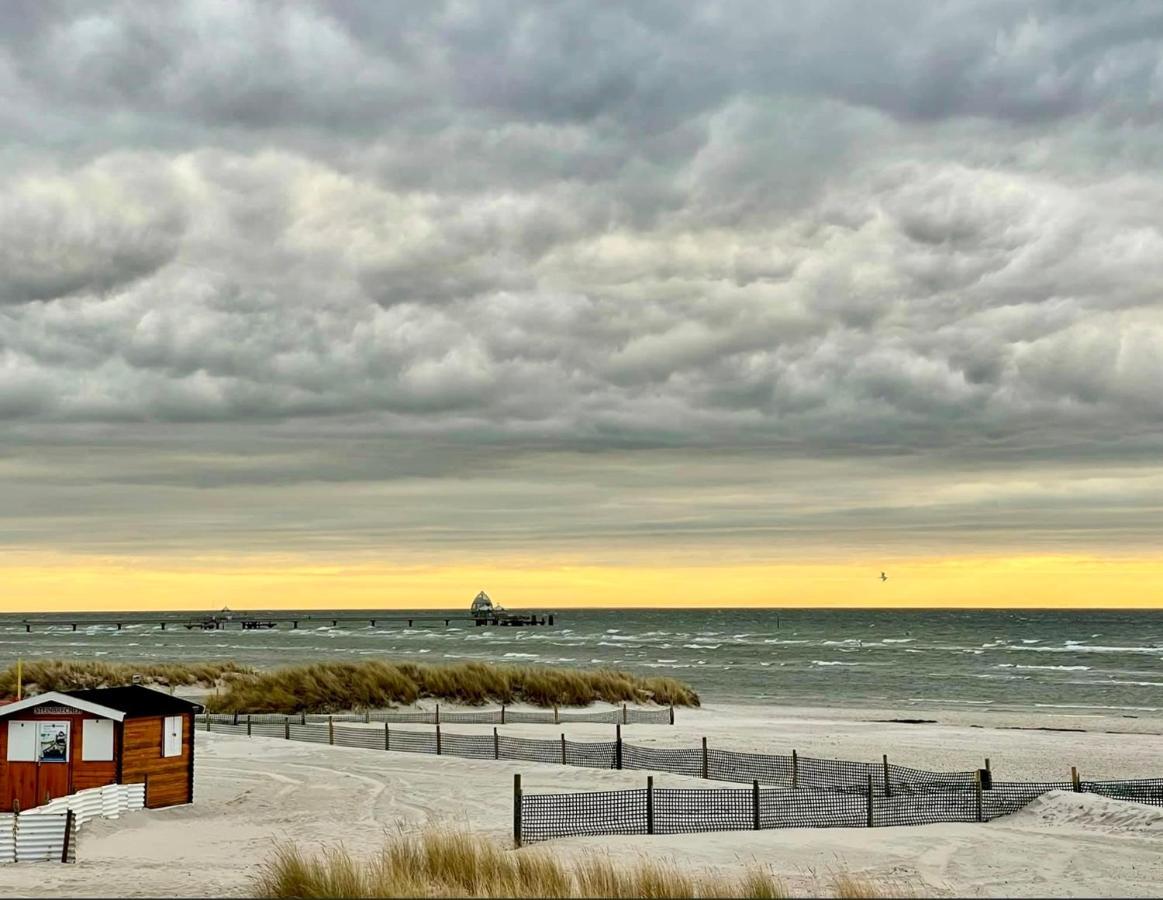 Haus Meeresbrise Gromitz Bagian luar foto
