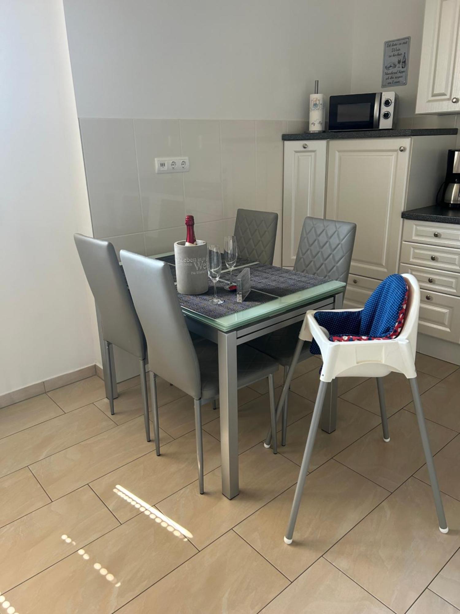 Haus Meeresbrise Gromitz Bagian luar foto